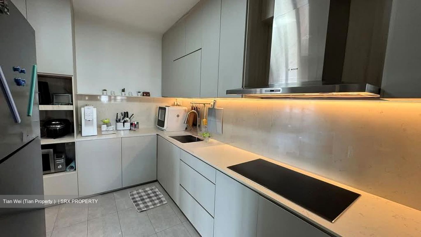 Blk 680A Jurong West Central 1 (Jurong West), HDB Executive #592516821